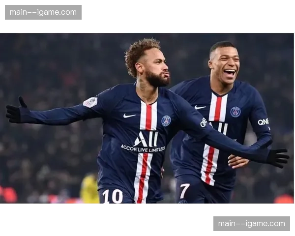 补时阶段摩纳哥扳平比分，巴黎圣日耳曼球员神情紧张